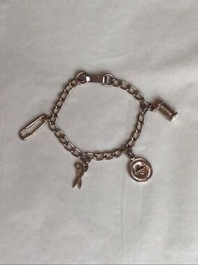 Vintage Gold-toned Sewing Themed Charm Bracelet, 5 1/2”